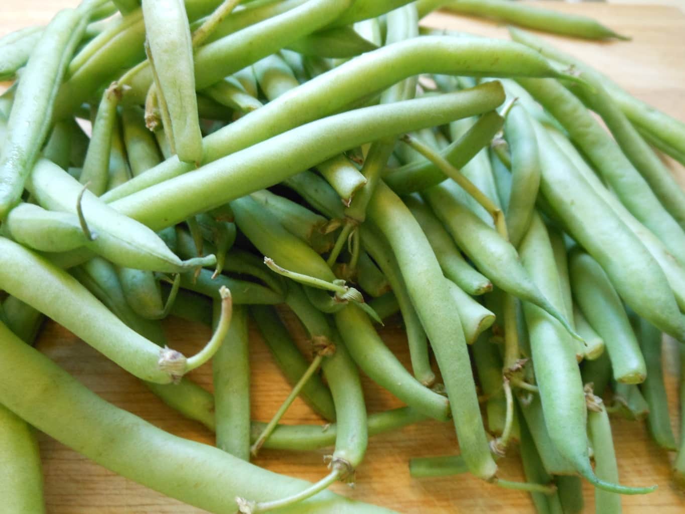 trim the green beans Sugar Dish Me