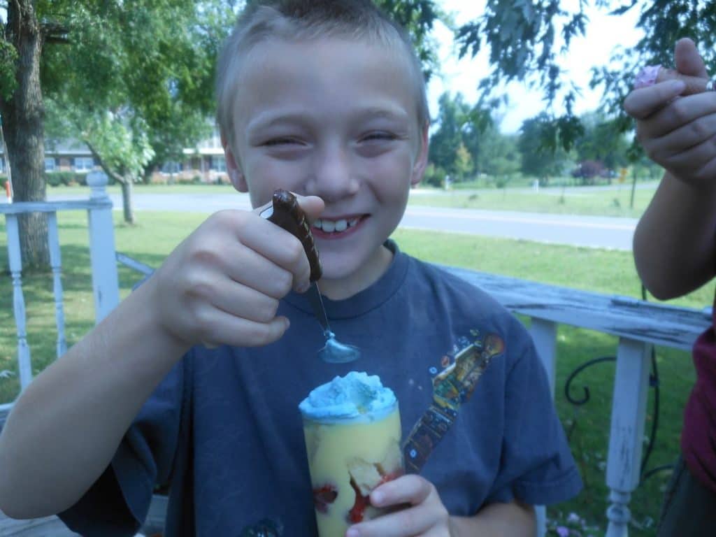 Evan likes pudding