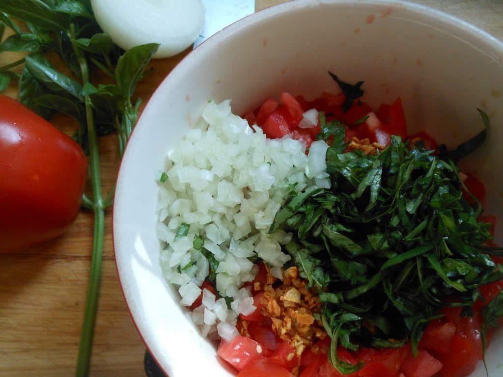 Fresh Tomato Basil Bruschetta