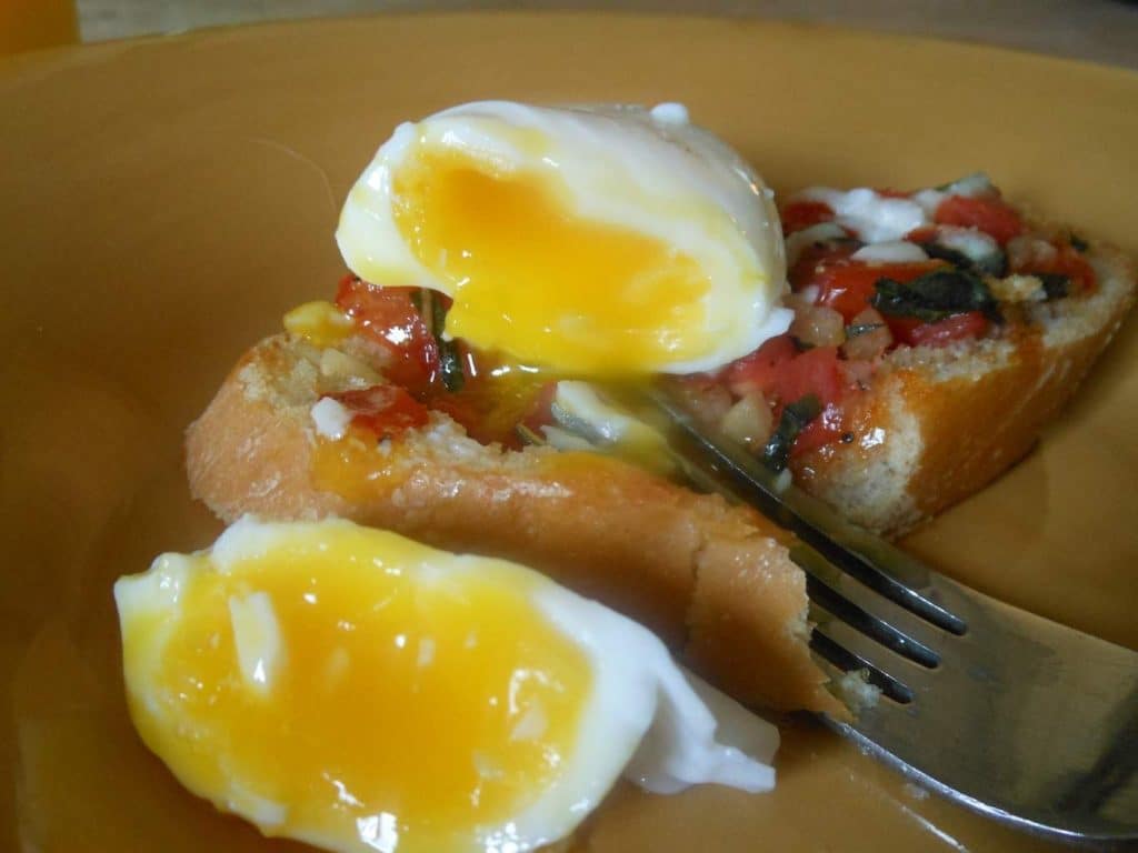 Fresh Tomato Basil Bruschetta with Poached Egg