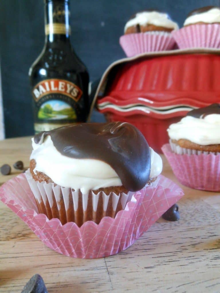 Bailey's Irish Banana Cupcakes