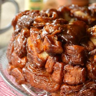 christmas-morning-monkey-bread-edited-square