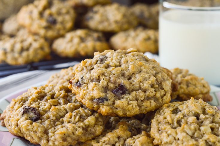 Classic Oatmeal Raisin Cookies