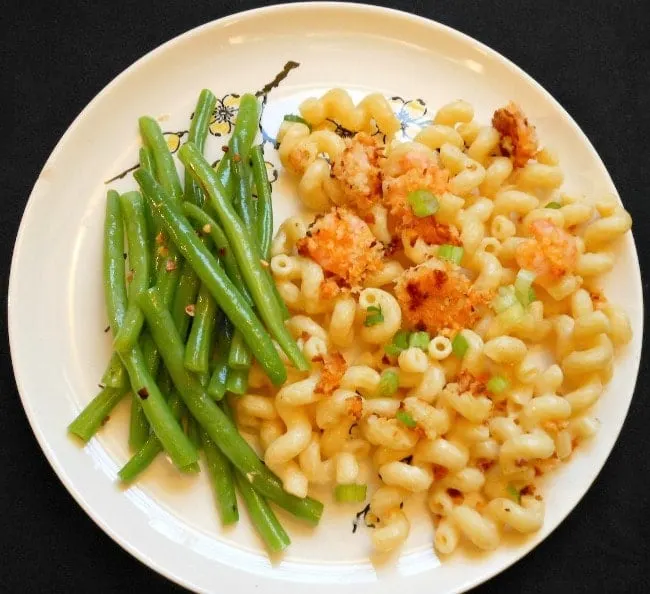 Firecracker Shrimp Macaroni n Cheese with Garlic Green Beans