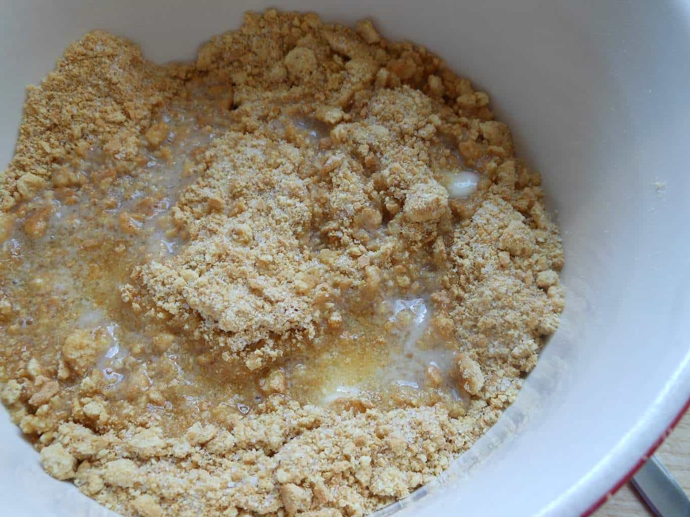 Graham cracker crumbs buttered sugar dish me