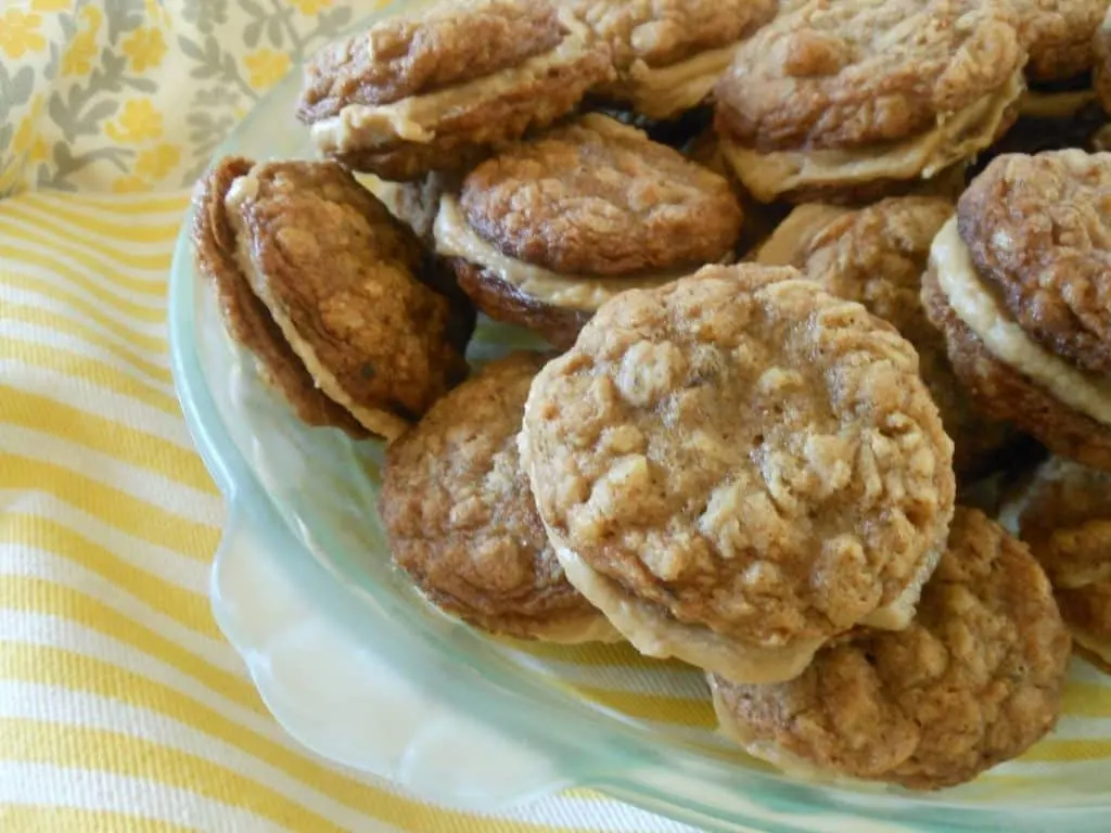 oatmeal sandwich cookies