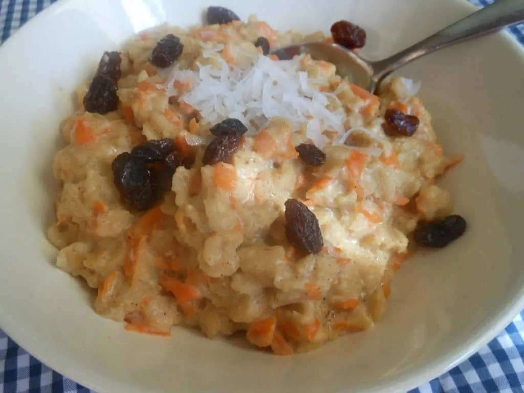 carrot cake oatmeal