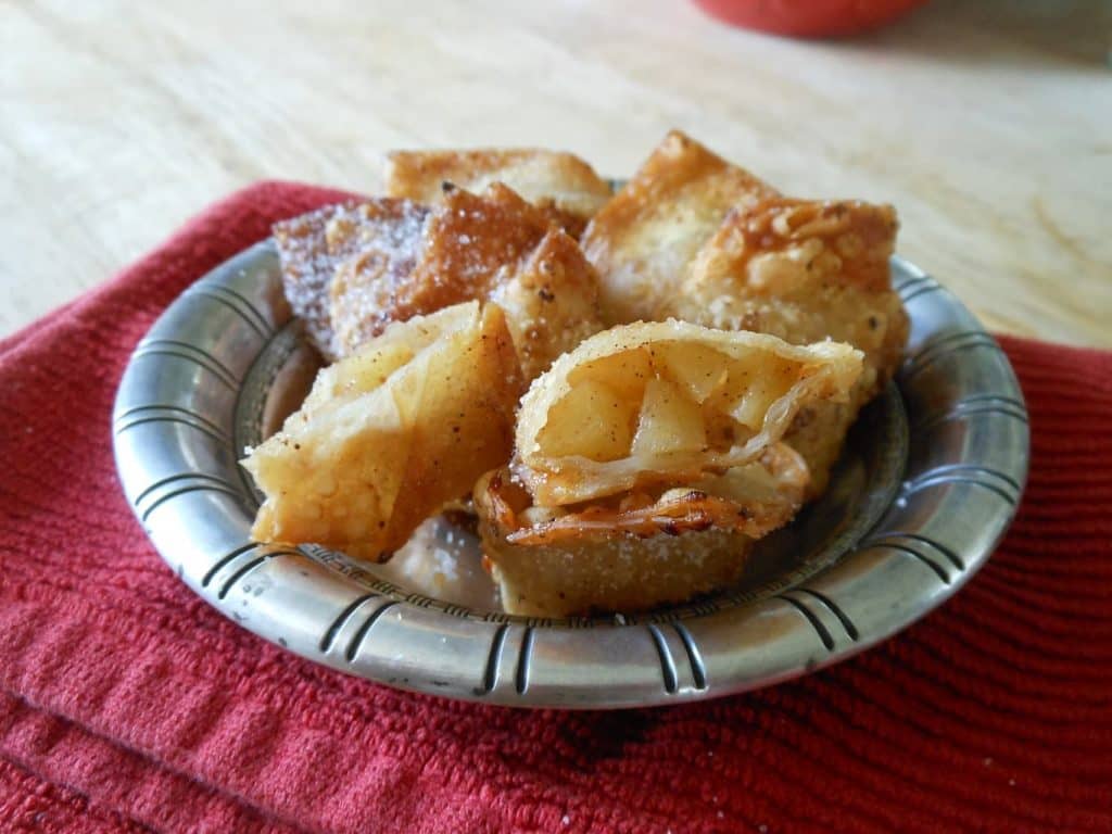 Mini Fried Apple Pies with Wonton Wrappers