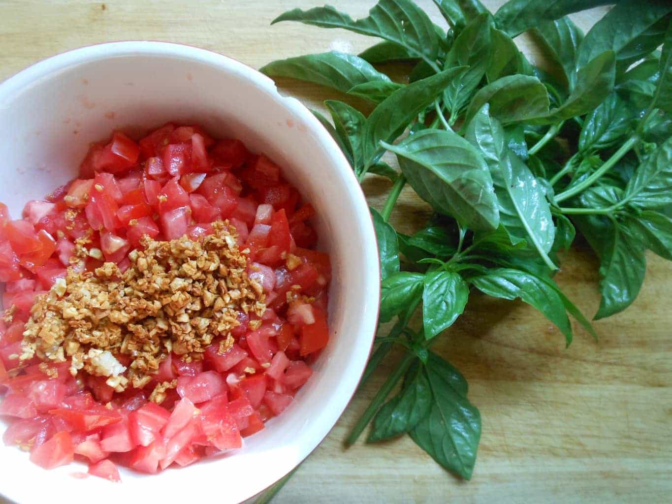 diced tomatoes, toasted garlic, olive oil, fresh basil Sugar Dish Me