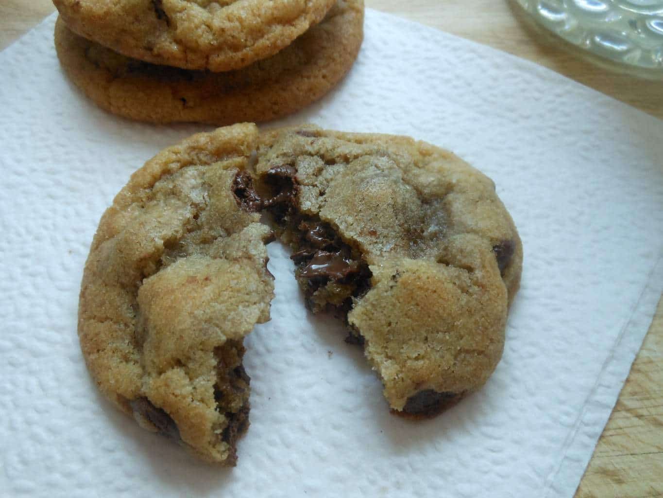 Chocolate Chip Cookie Dough Cupcakes - Sugar Dish Me