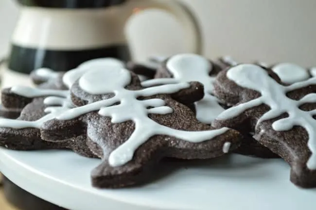 Gingerbread Skeleton Cookies