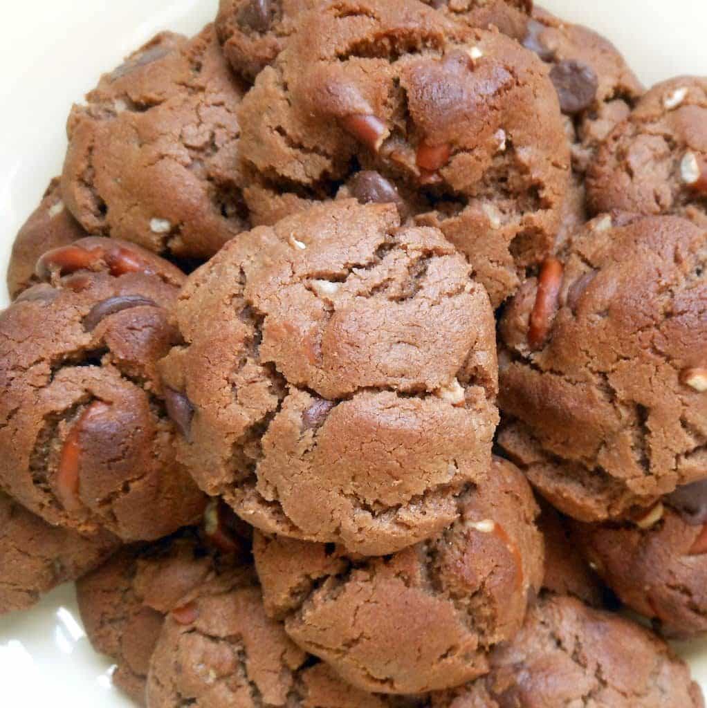 Flourless Mocha Hazelnut Crunch Cookies