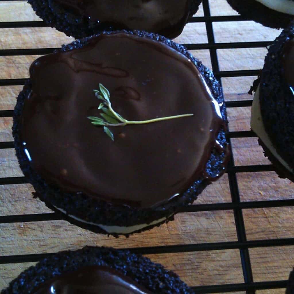 Chocolate Cake with Black Pepper Buttercream - Veggie Desserts