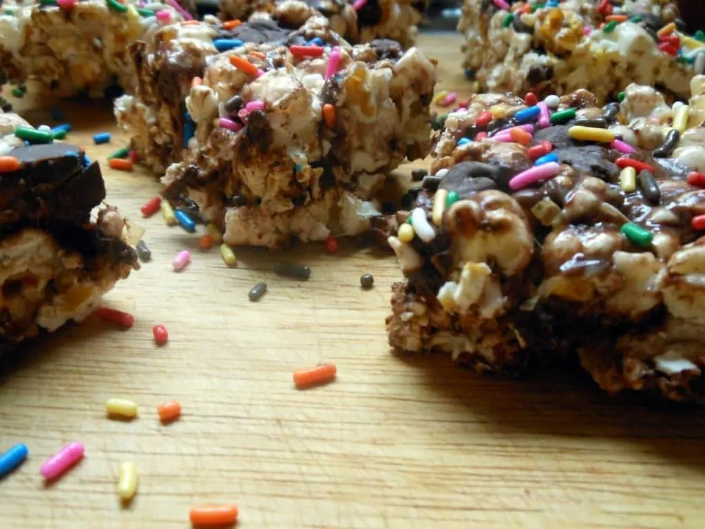 Marshmallow Chocolate Popcorn Treats