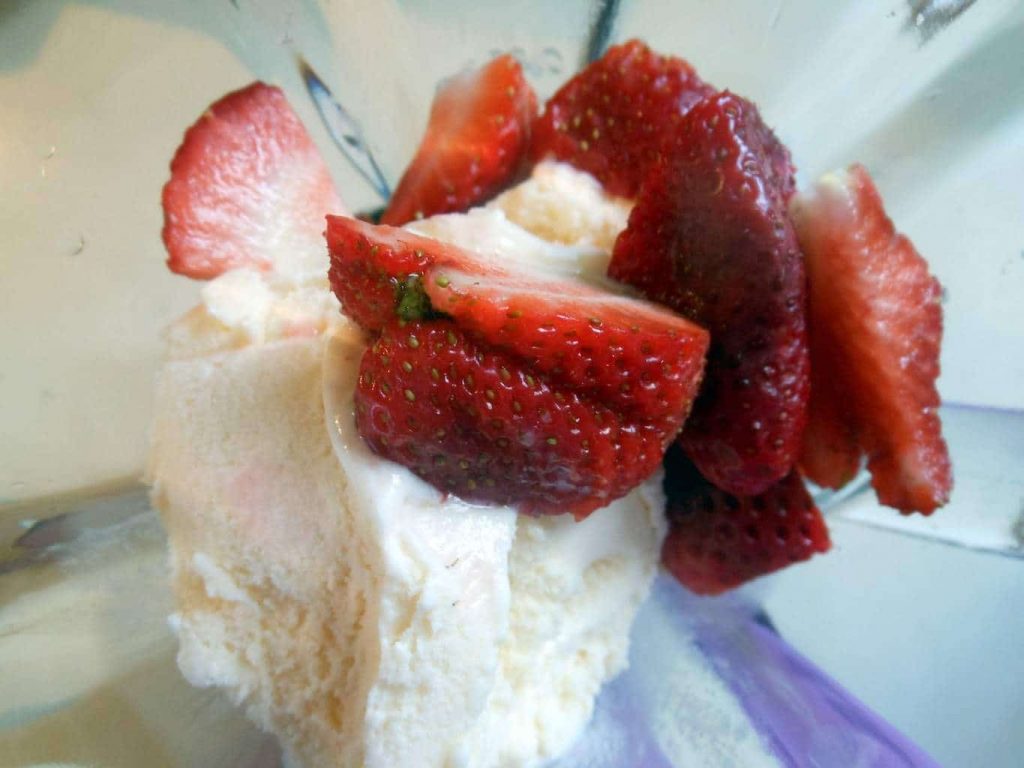 strawberry shortcake milkshake