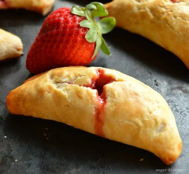 Strawberry Rhubarb Hand Pie Recipe