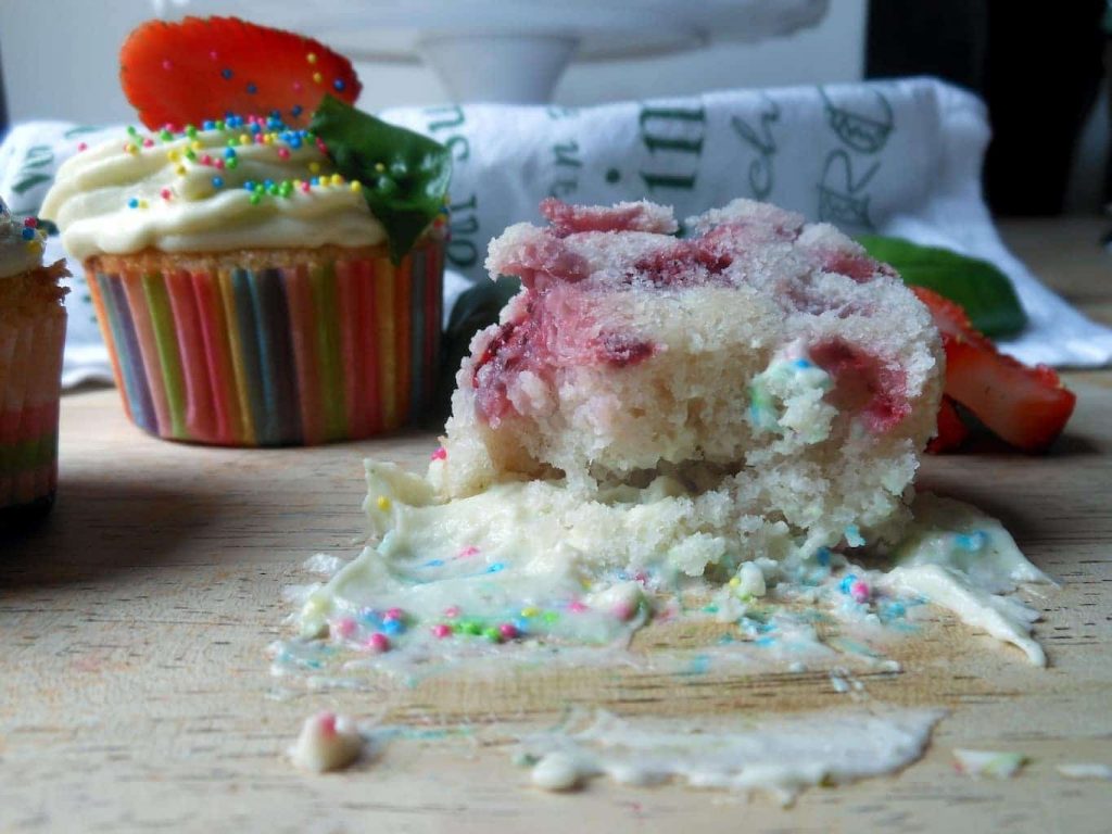 Fresh Strawberry Cupcakes with Whipped Basil Cream Cheese
