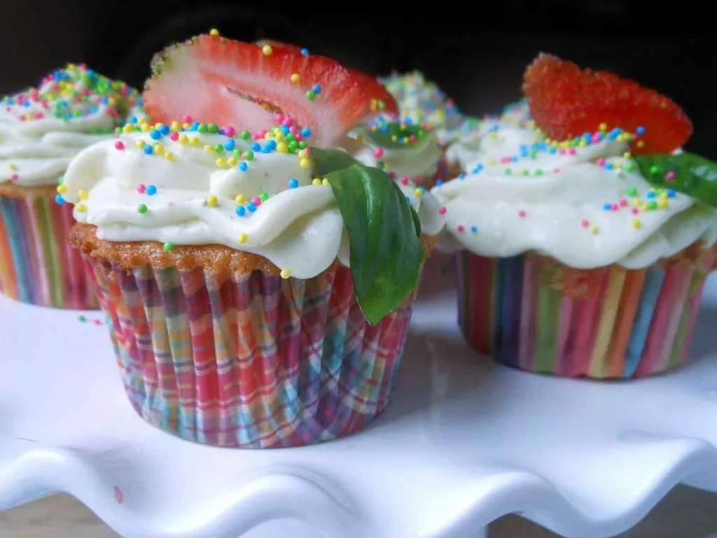 Fresh Strawberry Cupcakes with Whipped Basil Cream Cheese