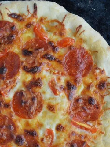 10 Minute Pizza Dough Recipe