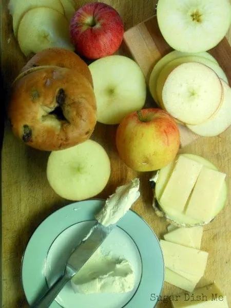 Apple Cheddar Bagel Snack