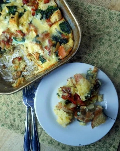 Bacon Spinach Breakfast Casserole