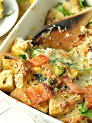 Bacon Spinach Breakfast Casserole