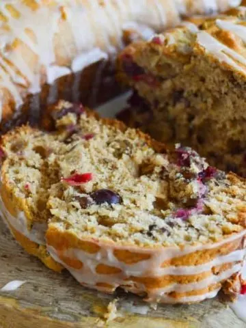 Cranberry Pecan Banana Bread Recipe