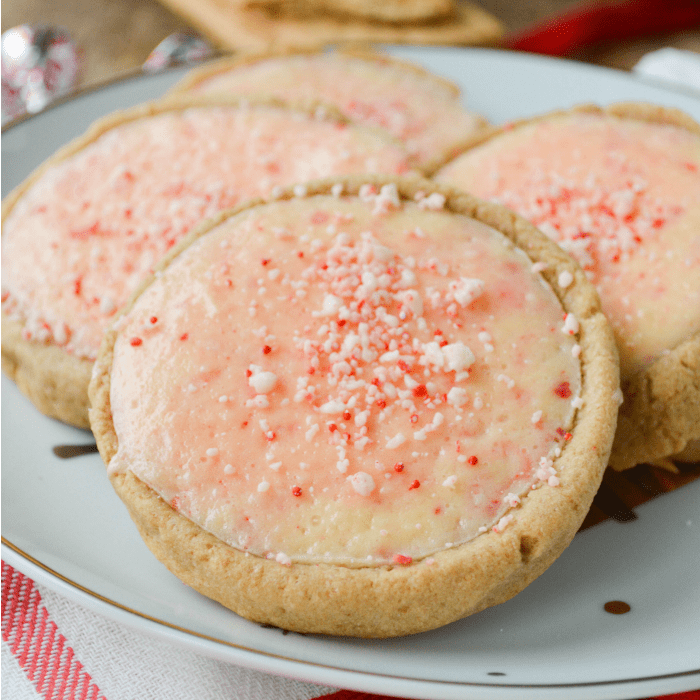Peppermint Cheesecake Cookies Recipe