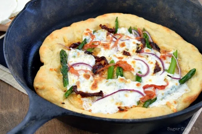 Asparagus Pizza with Sun Dried Tomatoes and Asparagus