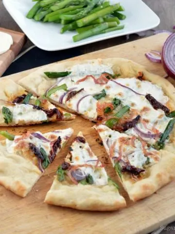 Spring Pizza with Sun Dried Tomatoes and Asparagus
