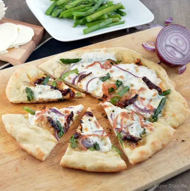 Spring Pizza with Sun Dried Tomatoes and Asparagus