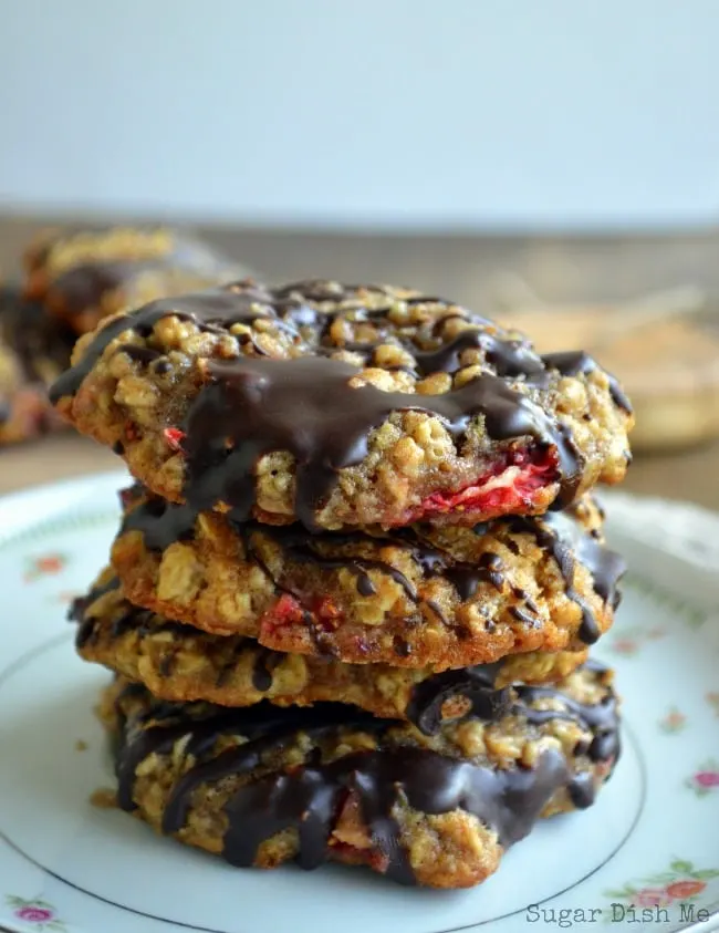 Chewy Oatmeal Cookies with Greek Yogurt