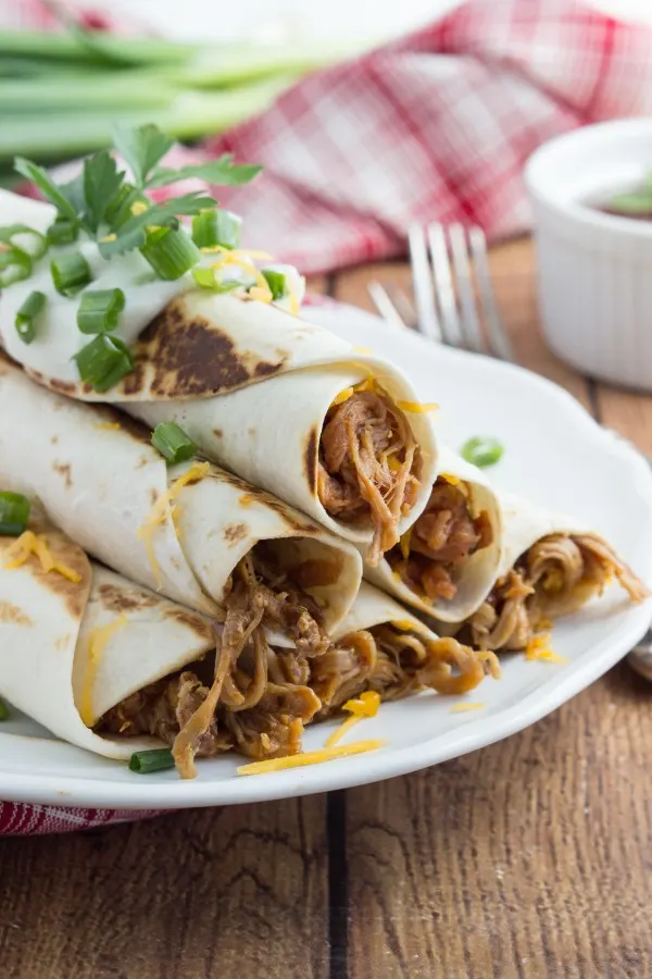 Honey Chipotle BBQ Pulled Pork Tacos via Chelsea's Messy Apron on Meal Plans Made Simple