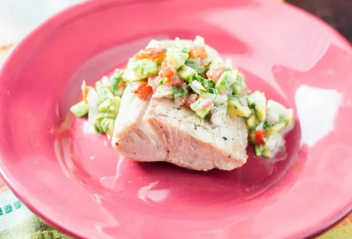 Mahi Mahi with Avocado Salsa via Macaroni and Cheesecake - Meal Plans Made Simple