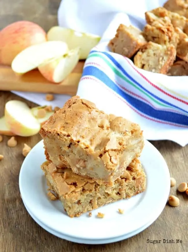 Cookie Bars with Apples and Peanut Butter