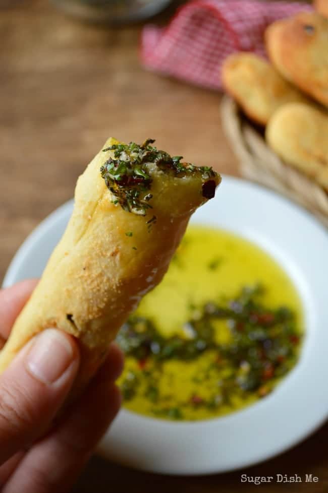 Herb and Olive Oil Dip Recipe