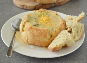 How to Make Bread Bowls for Soup