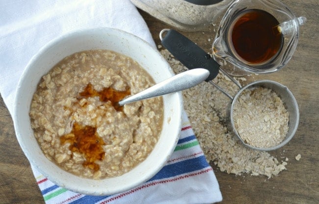 Homemade Maple and Brown Sugar Instant Oatmeal Mix
