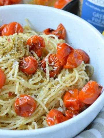 Easy Roasted Tomato Pasta