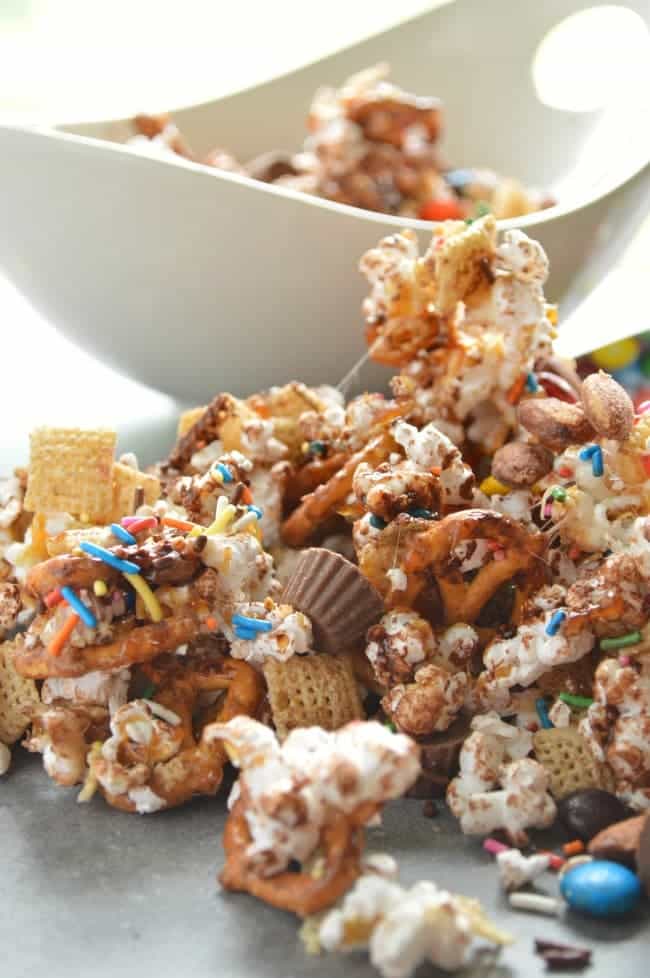 Loaded Candy Bar Popcorn