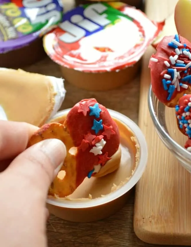 Holiday Pretzel Dippers