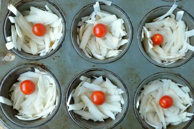 Shredded Potatoes with Cherry Tomatoes