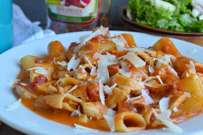 Easy One Pot Chicken Rigatoni