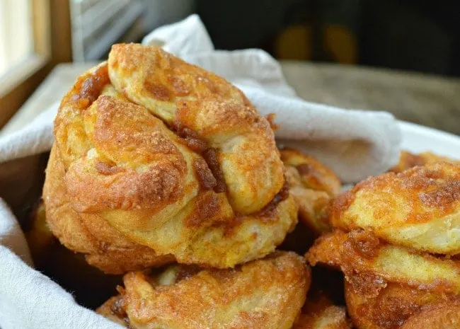 Easy Pumpkin Pull Apart Bread Muffins