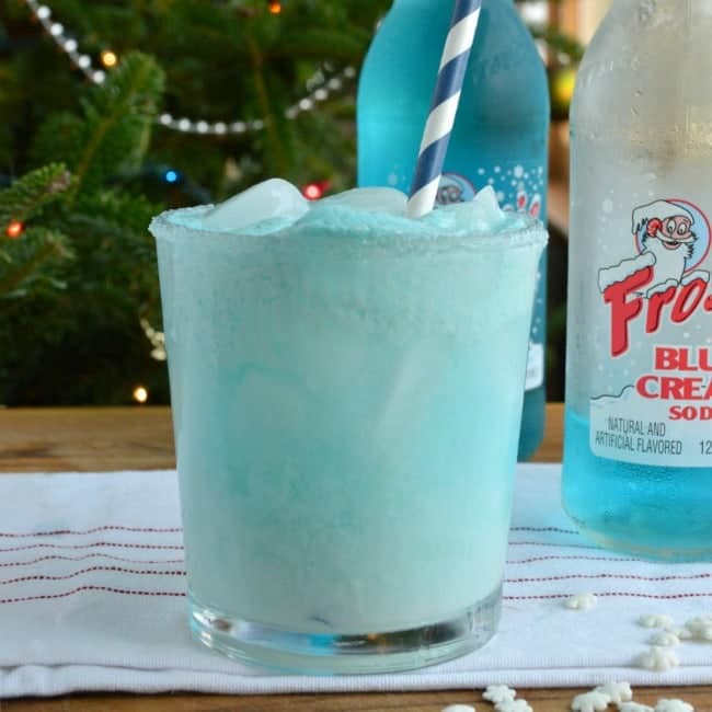 https://www.sugardishme.com/wp-content/uploads/2015/12/Abominable-Snowman-Cocktail-3-Edited.jpg