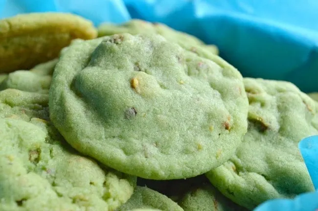 Pistachio Christmas Cookies