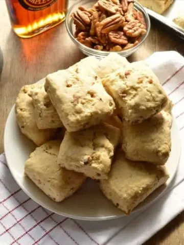 Low Calorie Maple Pecan Scone Recipe