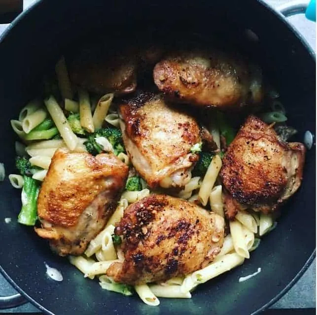 One Pot Garlic Chicken Thighs with Broccoli and Penne