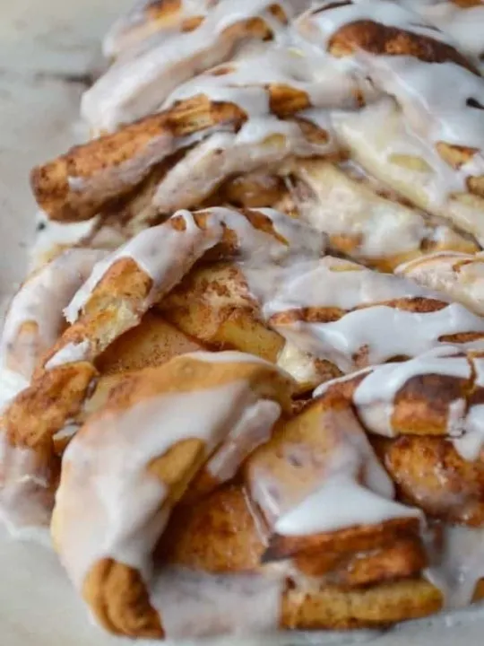 Apple Cinnamon Breakfast Braid