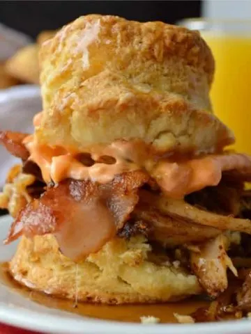 Pulled Pork Breakfast Biscuits